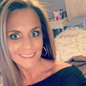 Meet your Posher, Daniele